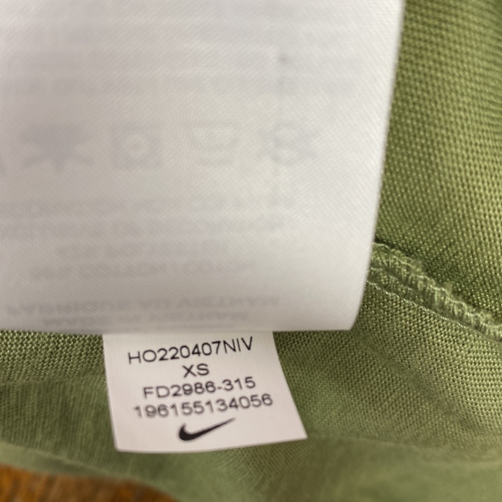 Nike Dri-Fit Training Tee Shirt Women's XS NWT - Picture 13 of 13